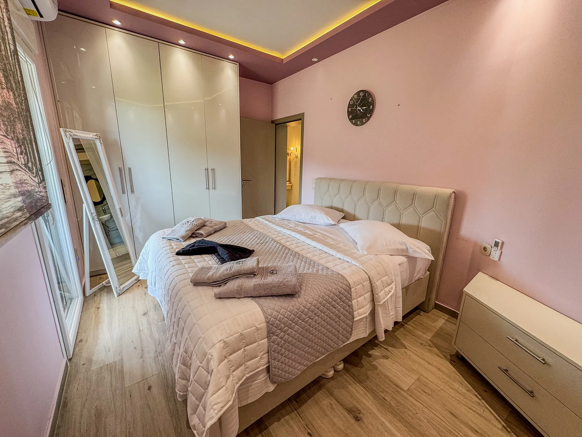 Tiara Holidays - GF Villas - bedroom 4
